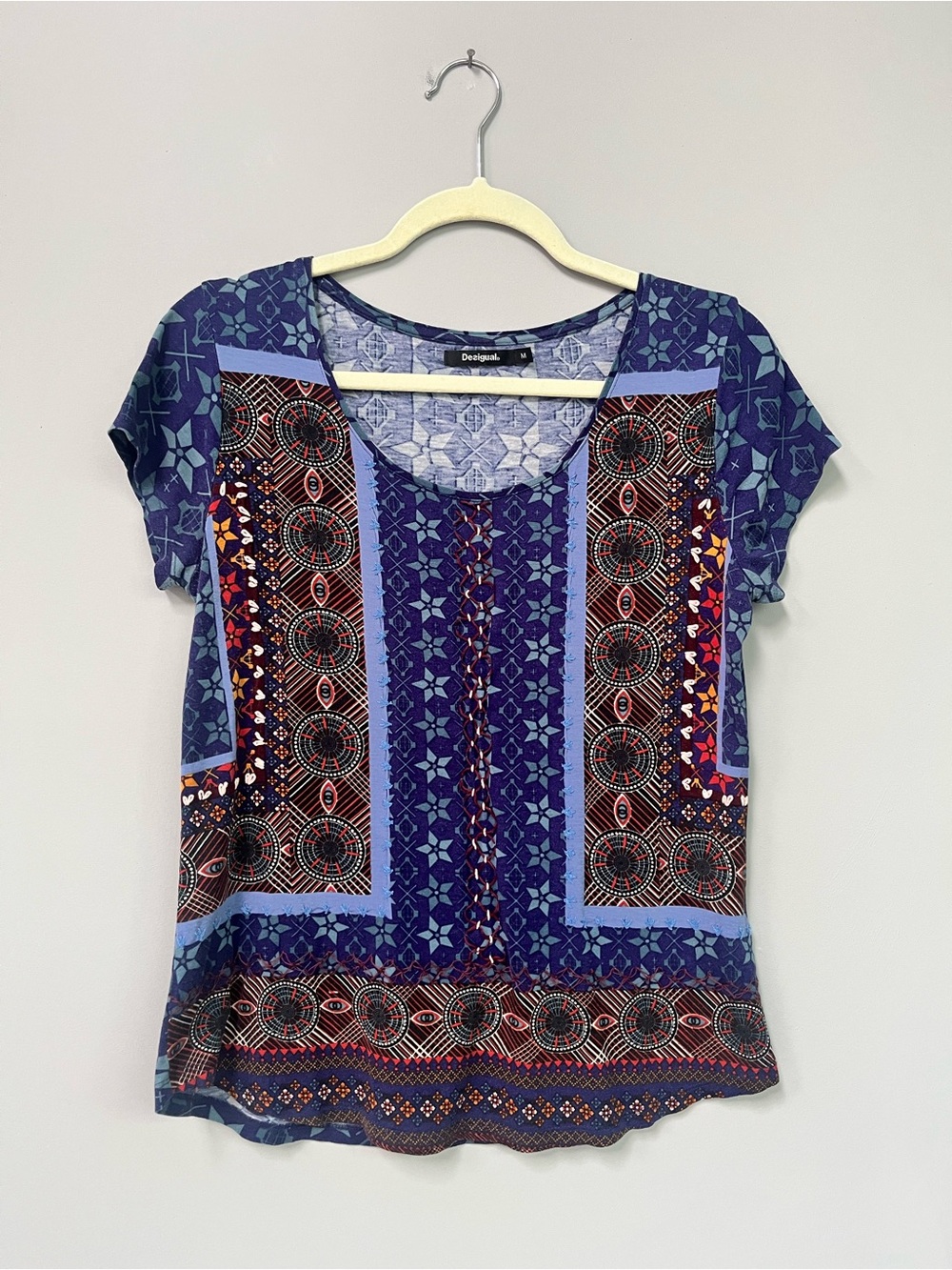 Lightweight viscose patchwork embroidered T